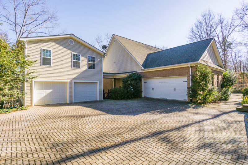 595 Killian Rd3 Curtin Team Real Estate