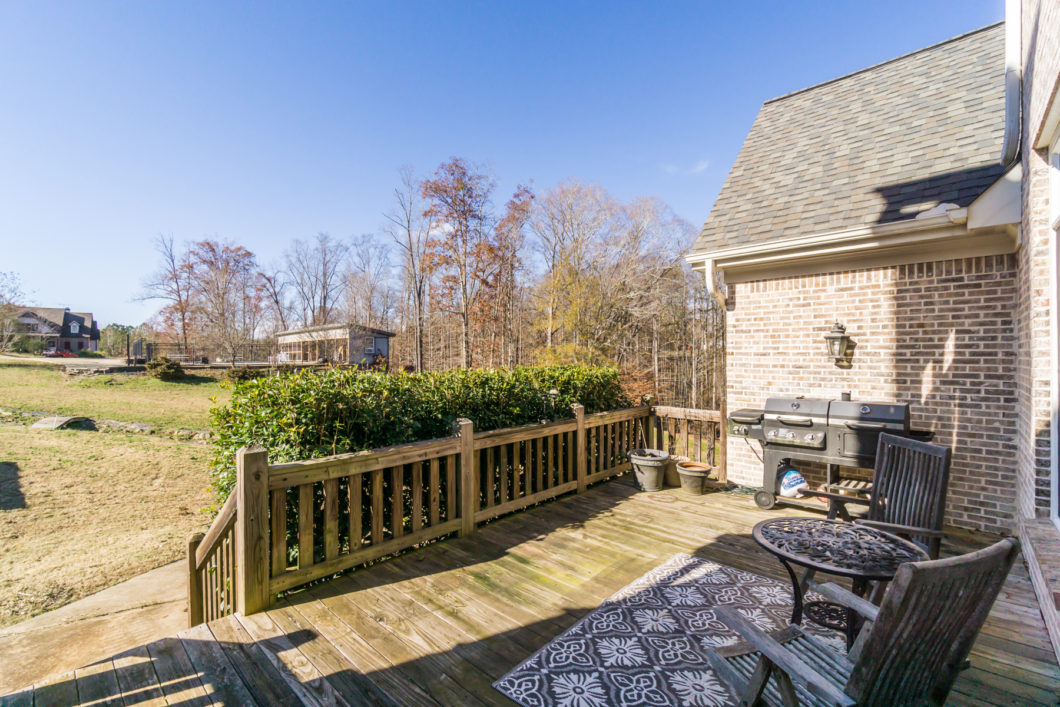 5767 Vaughn Rd33 Curtin Team Real Estate