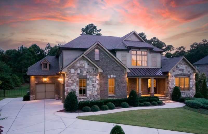 Luxury home sales Roswell GA